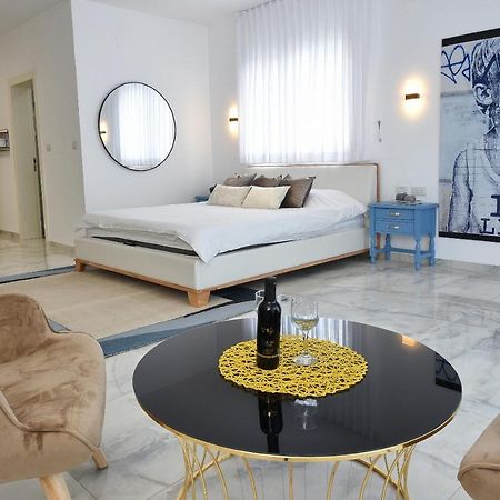 Ferienwohnung הסויטות של פולי Manot Exterior foto